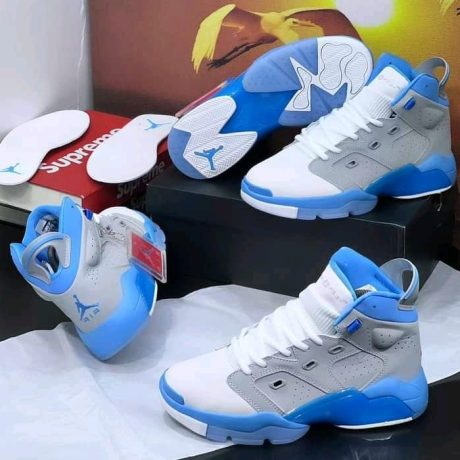 High Quality Men's Luxury Sneakers Classic !